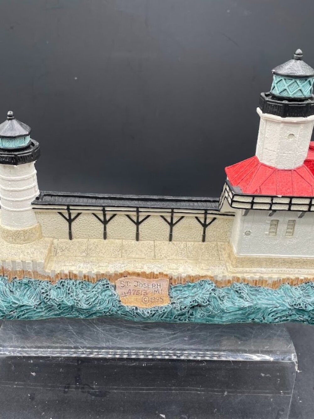 1995 Harbour Lights Resin Lighthouse #411 St Joseph Michigan A7513 With COA